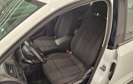 Volkswagen Polo VI (EU Market), 2018 год, 999 000 рублей, 11 фотография