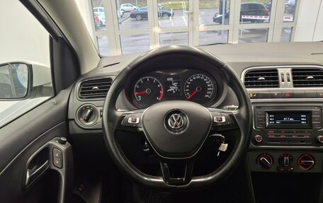 Volkswagen Polo VI (EU Market), 2018 год, 999 000 рублей, 13 фотография