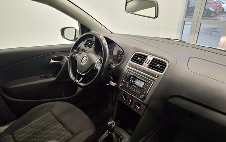 Volkswagen Polo VI (EU Market), 2018 год, 999 000 рублей, 22 фотография
