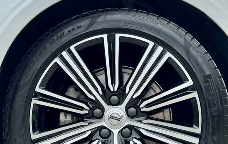 Volvo S60 III, 2022 год, 2 490 040 рублей, 5 фотография