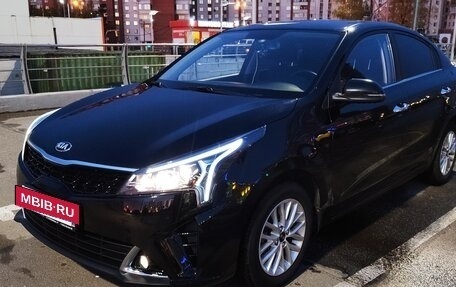 KIA Rio IV, 2020 год, 1 590 000 рублей, 28 фотография