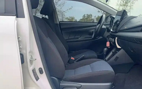 Toyota Yaris XP150 рестайлинг, 2021 год, 1 200 155 рублей, 12 фотография