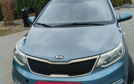 KIA Rio III рестайлинг, 2016 год, 800 000 рублей, 2 фотография