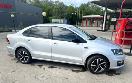 Volkswagen Polo VI (EU Market), 2017 год, 1 100 000 рублей, 3 фотография