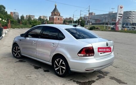 Volkswagen Polo VI (EU Market), 2017 год, 1 100 000 рублей, 2 фотография