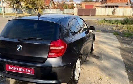 BMW 1 серия, 2007 год, 800 000 рублей, 2 фотография