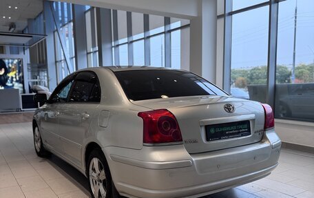 Toyota Avensis III рестайлинг, 2003 год, 512 000 рублей, 8 фотография