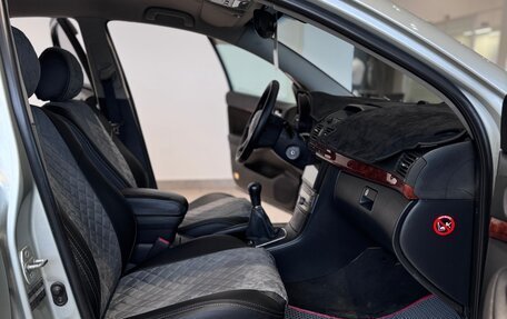 Toyota Avensis III рестайлинг, 2003 год, 512 000 рублей, 13 фотография