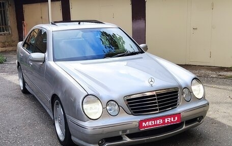 Mercedes-Benz E-Класс AMG, 1998 год, 1 550 000 рублей, 1 фотография