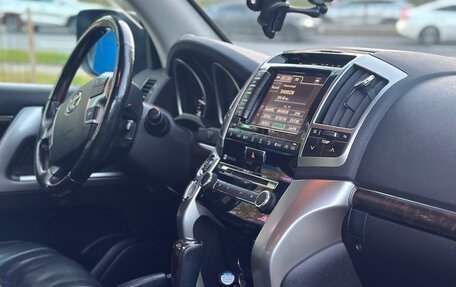 Toyota Land Cruiser 200, 2013 год, 3 900 000 рублей, 4 фотография