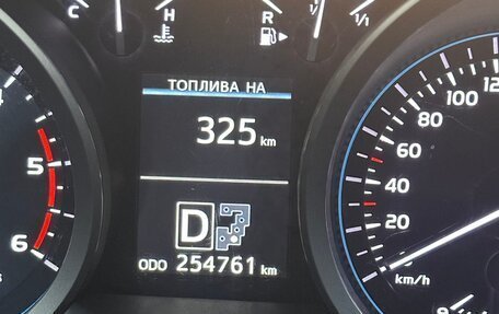 Toyota Land Cruiser 200, 2013 год, 3 900 000 рублей, 7 фотография