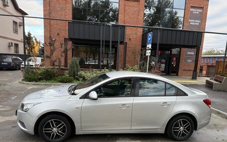 Chevrolet Cruze II, 2009 год, 530 000 рублей, 2 фотография