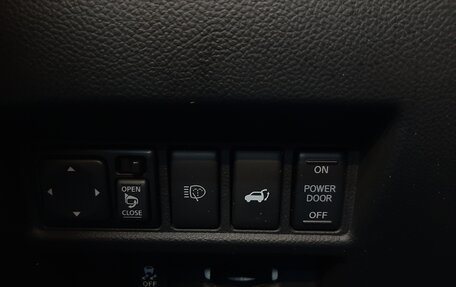 Infiniti QX70, 2013 год, 1 740 000 рублей, 22 фотография