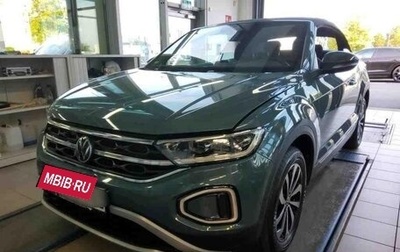 Volkswagen T-Roc I, 2022 год, 2 682 000 рублей, 1 фотография