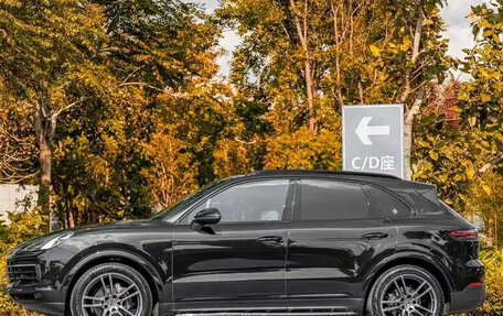 Porsche Cayenne III, 2022 год, 6 700 077 рублей, 3 фотография