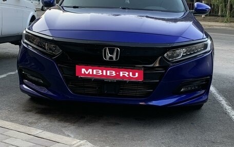 Honda Accord IX рестайлинг, 2018 год, 2 000 000 рублей, 3 фотография