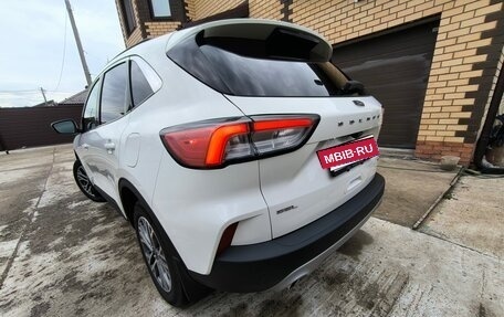 Ford Escape, 2021 год, 2 450 000 рублей, 20 фотография