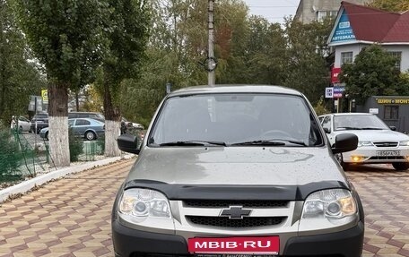 Chevrolet Niva I рестайлинг, 2011 год, 475 000 рублей, 7 фотография