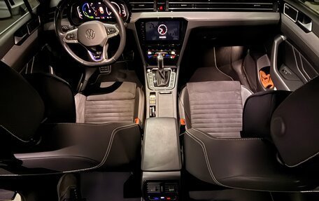 Volkswagen Passat B8 рестайлинг, 2020 год, 2 950 000 рублей, 2 фотография