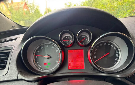 Opel Insignia II рестайлинг, 2012 год, 800 000 рублей, 13 фотография