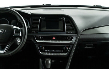 Hyundai Sonata VII, 2017 год, 1 845 000 рублей, 14 фотография