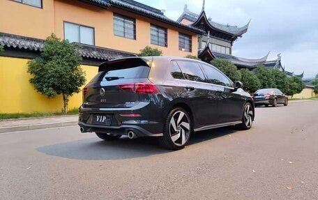Volkswagen Golf GTI, 2022 год, 2 650 147 рублей, 10 фотография