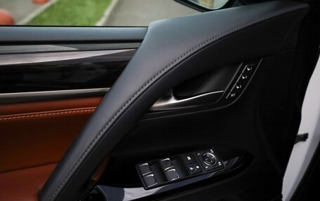 Lexus LX III, 2019 год, 8 499 000 рублей, 29 фотография