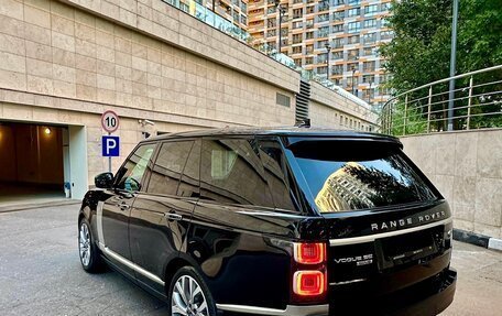 Land Rover Range Rover IV рестайлинг, 2018 год, 9 450 000 рублей, 5 фотография