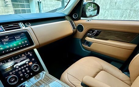 Land Rover Range Rover IV рестайлинг, 2018 год, 9 450 000 рублей, 9 фотография