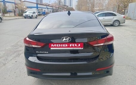 Hyundai Elantra VI рестайлинг, 2018 год, 1 250 000 рублей, 6 фотография
