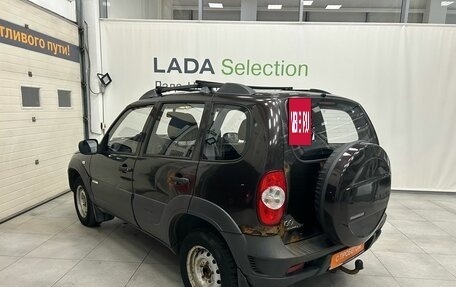 Chevrolet Niva I рестайлинг, 2011 год, 249 000 рублей, 4 фотография