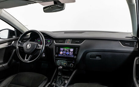 Skoda Octavia, 2020 год, 1 899 000 рублей, 10 фотография