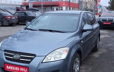 KIA cee'd I рестайлинг, 2008 год, 320 000 рублей, 1 фотография