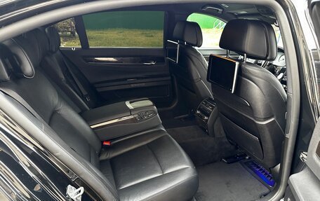 BMW 7 серия, 2014 год, 1 982 000 рублей, 11 фотография