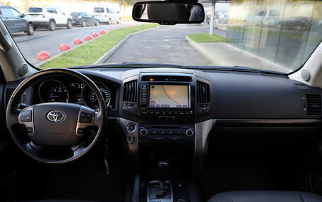 Toyota Land Cruiser 200, 2008 год, 2 899 000 рублей, 8 фотография
