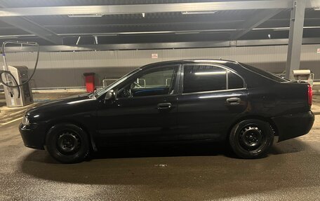 Mitsubishi Carisma I, 2000 год, 280 000 рублей, 3 фотография