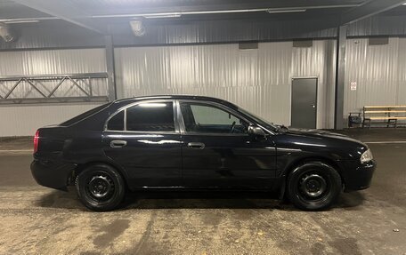 Mitsubishi Carisma I, 2000 год, 280 000 рублей, 4 фотография