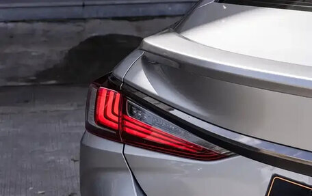 Lexus ES VII, 2022 год, 3 720 077 рублей, 7 фотография