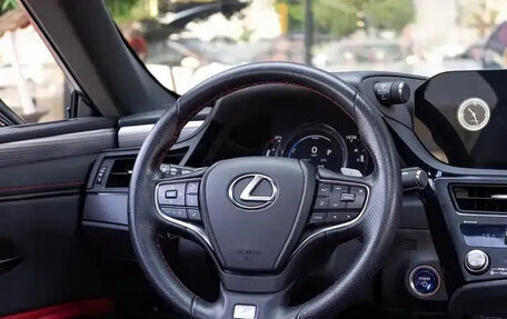 Lexus ES VII, 2022 год, 3 720 077 рублей, 13 фотография