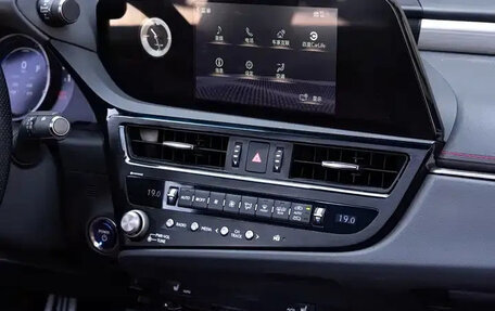 Lexus ES VII, 2022 год, 3 720 077 рублей, 15 фотография