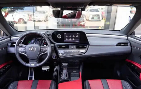 Lexus ES VII, 2022 год, 3 720 077 рублей, 12 фотография