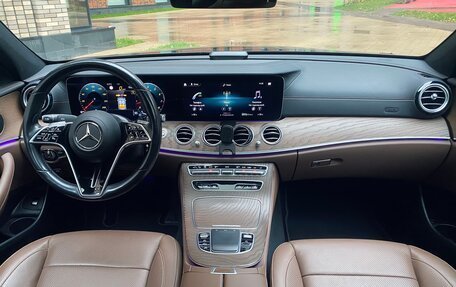 Mercedes-Benz E-Класс, 2021 год, 4 200 000 рублей, 14 фотография