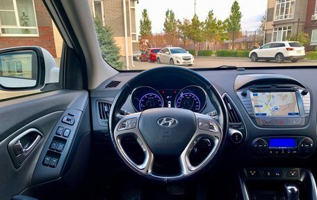Hyundai ix35 I рестайлинг, 2013 год, 1 490 000 рублей, 25 фотография