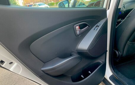Hyundai ix35 I рестайлинг, 2013 год, 1 490 000 рублей, 27 фотография