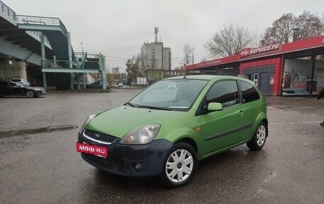 Ford Fiesta, 2006 год, 330 000 рублей, 2 фотография