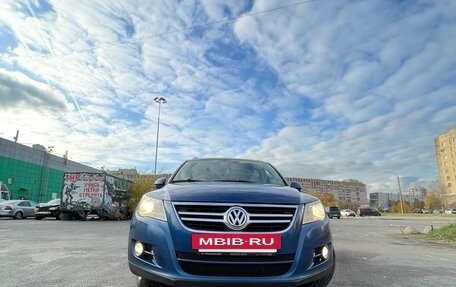 Volkswagen Tiguan I, 2010 год, 835 000 рублей, 3 фотография