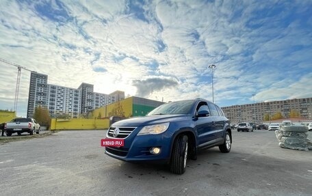 Volkswagen Tiguan I, 2010 год, 835 000 рублей, 2 фотография