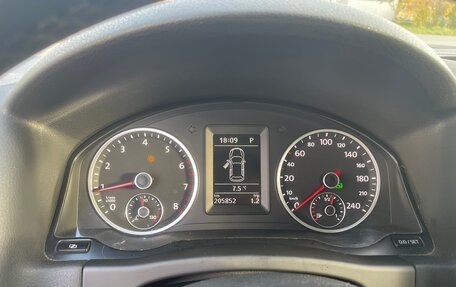 Volkswagen Tiguan I, 2010 год, 835 000 рублей, 11 фотография