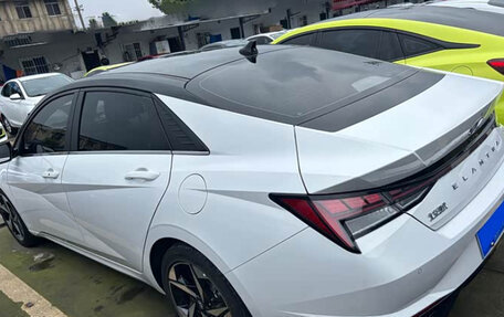 Hyundai Elantra, 2022 год, 1 330 000 рублей, 10 фотография