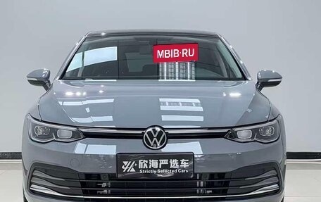 Volkswagen Golf VIII, 2021 год, 1 800 000 рублей, 2 фотография